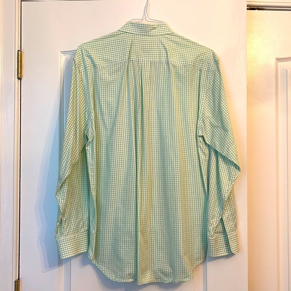 Vineyard Vines Men’s Dress Shirt - Picture 2 of 4